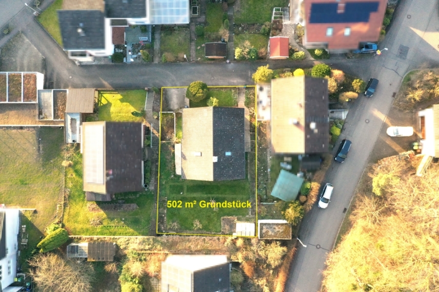 FREISTEHENDES FAMILIENHAUS IN SACKGASSENLAGE MIT 4 SCHLAFZIMMERN, 2 BÄDERN UND GARAGE, 75196 Remchingen / Nöttingen, Einfamilienhaus