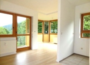 SEHR SCHÖNE WOHNUNG IN BETREUTEM WOHNEN, 76332 Bad Herrenalb / Unteres Gaistal, Etagenwohnung