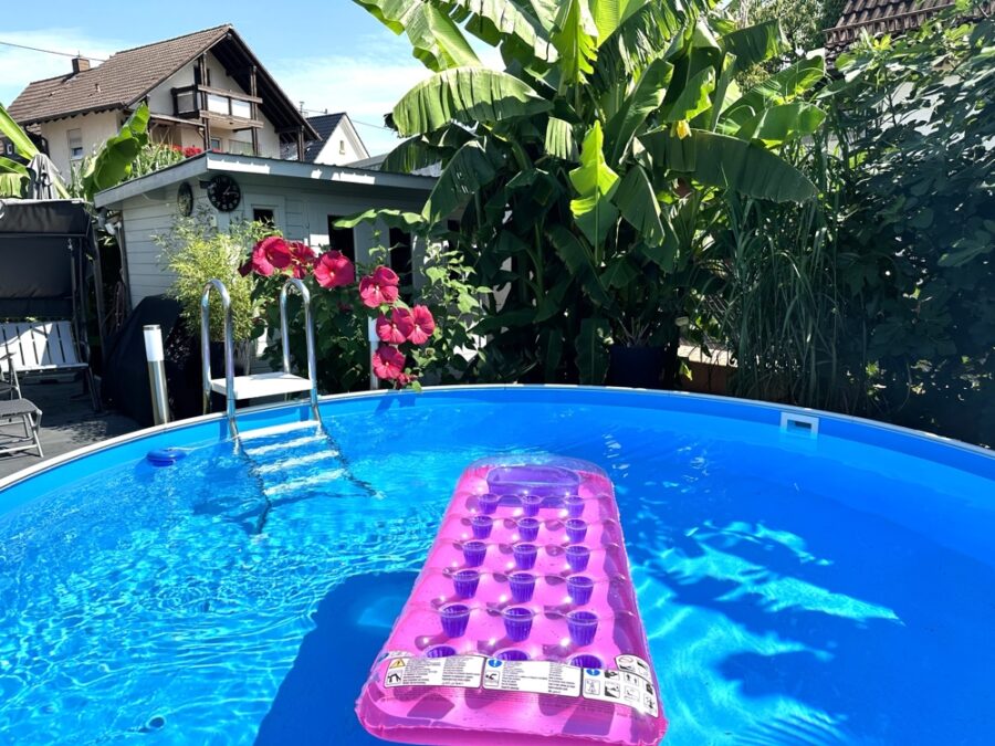 KERNSANIERTES FAMILIENHAUS MIT POOL, EBK, KAMIN, 2 BÄDERN, DOPPELGARAGE…, 76571 Gaggenau / Ottenau, Einfamilienhaus